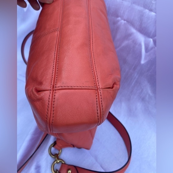 Coach Ashley Shoulder  Bag Peach - Picture 7 of 16